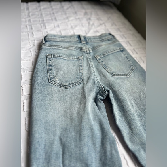 SO Girl’s Jeans-Relaxed Fit/Distressed - Picture 6 of 6